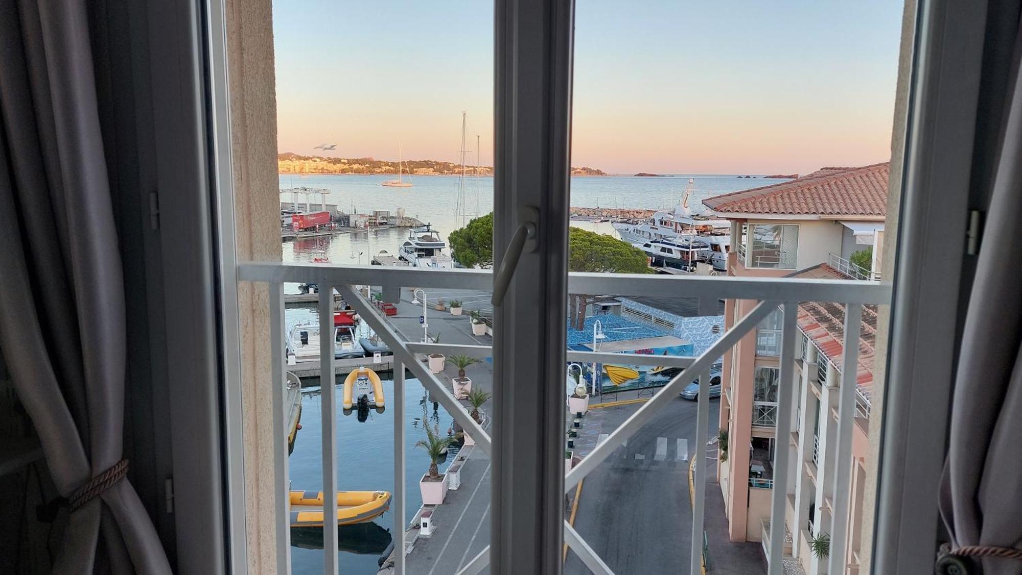 Boutique Apartment Hirondelle Port Frejus Fréjus Exterior foto