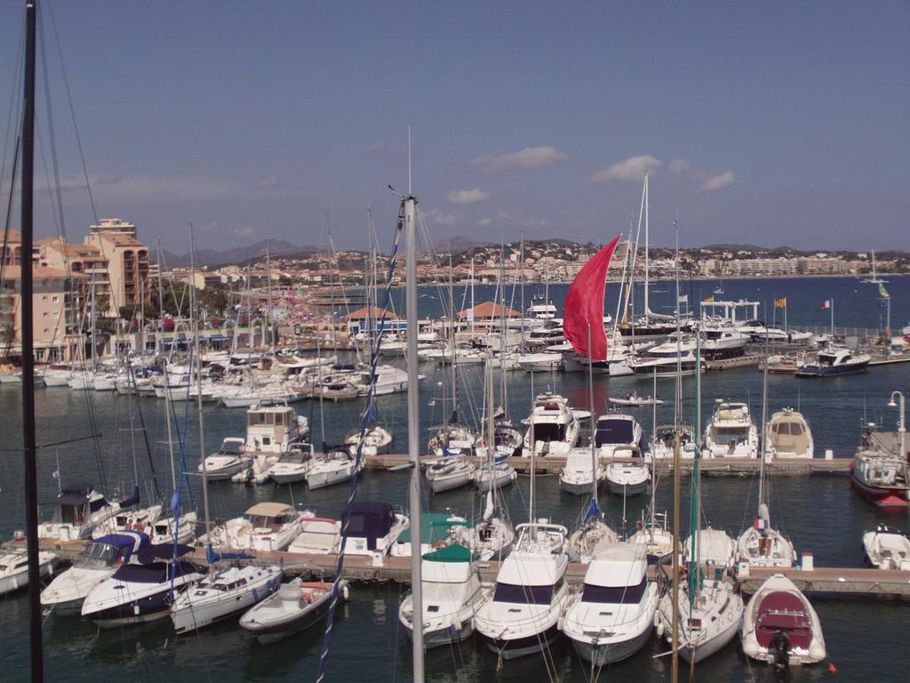 Boutique Apartment Hirondelle Port Frejus Fréjus Quarto foto